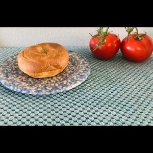 GE HENN POTTERY SALAD/ BREAD PLATE
